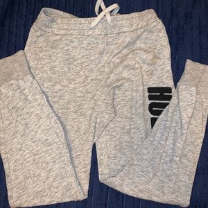 Hollister sweats🤍